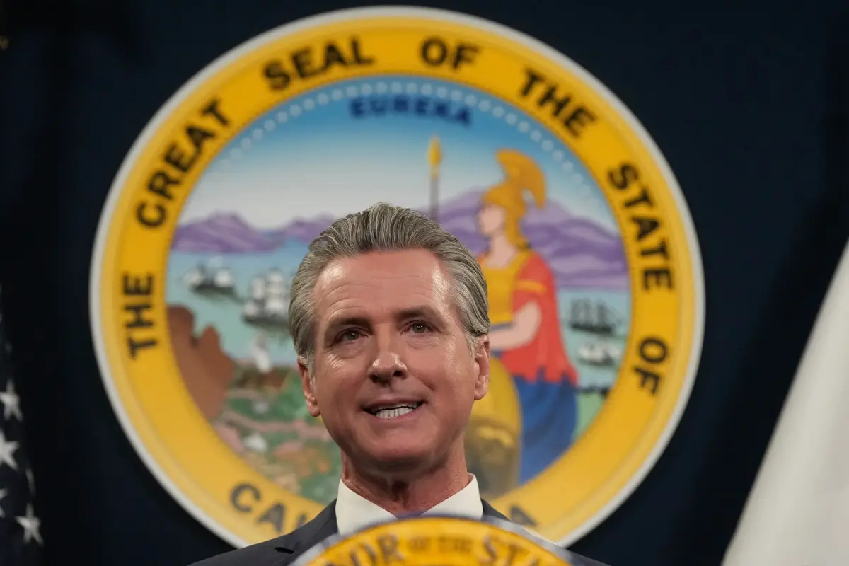 California state employees claim that an order from Gavin Newsom's office jeopardizes climate objectives.