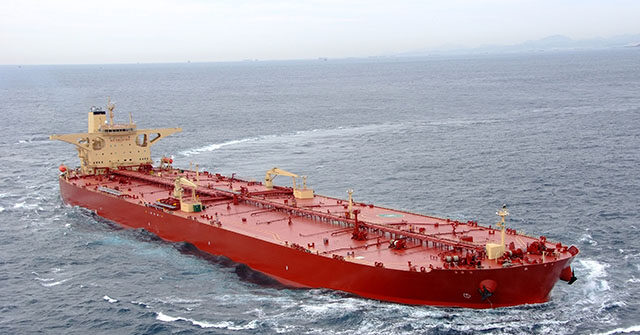 Chinese Supertanker Passes Through Strait of Hormuz Carrying 2 Million Barrels of Oil