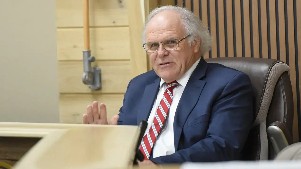 Cohutta town council re-establishes police force shortly after mayor's widespread dismissals.