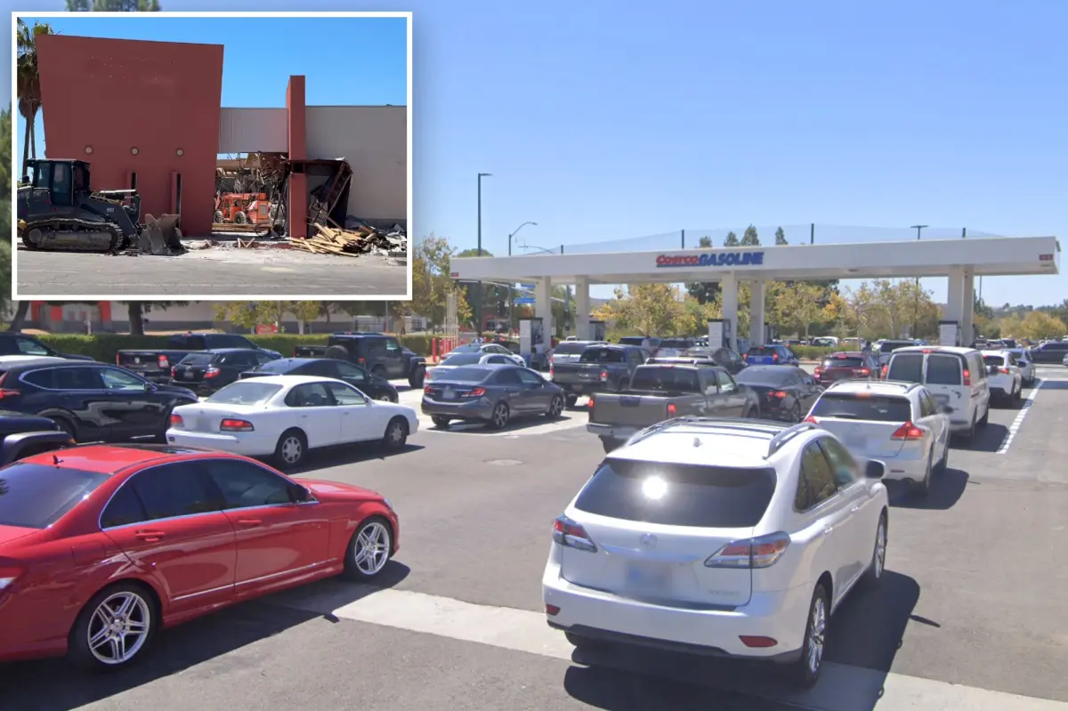 Costco in Santa Clarita intends to tear down and remodel its gas station