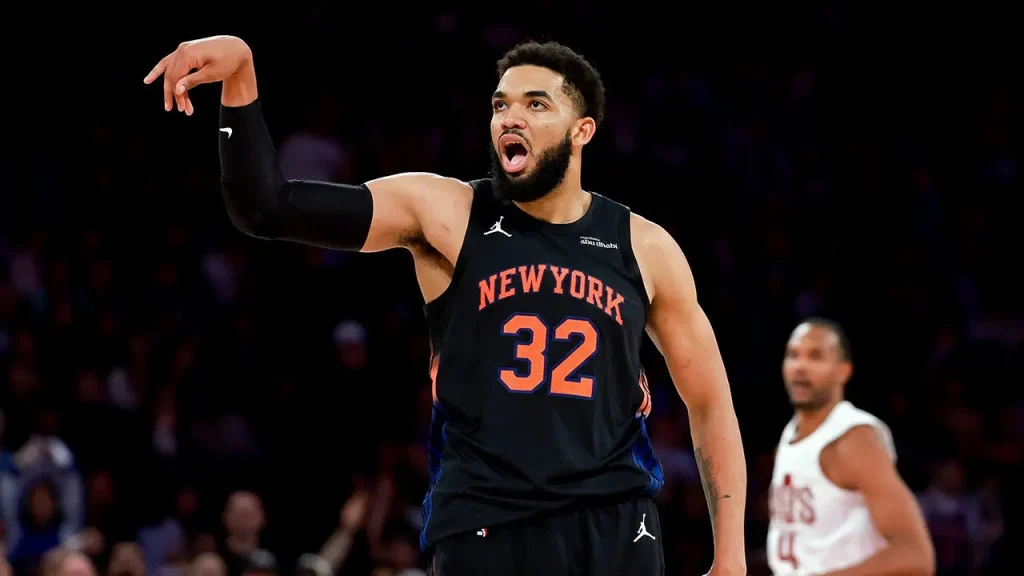 Courtside tickets for the Knicks NBA Finals at MSG are priced close to $280,000 each.