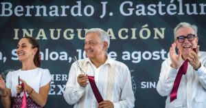 Crowd Applauds Mexican Governor's Resignation Following USDOJ Narco Charges