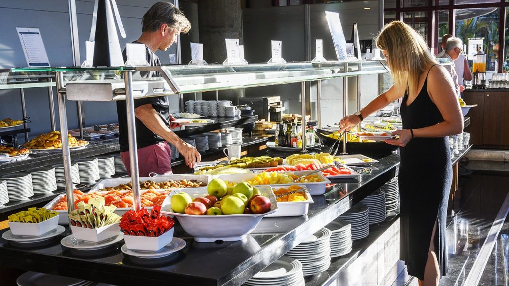 Cruise line cautions guests about penalties for taking buffet food to their cabins