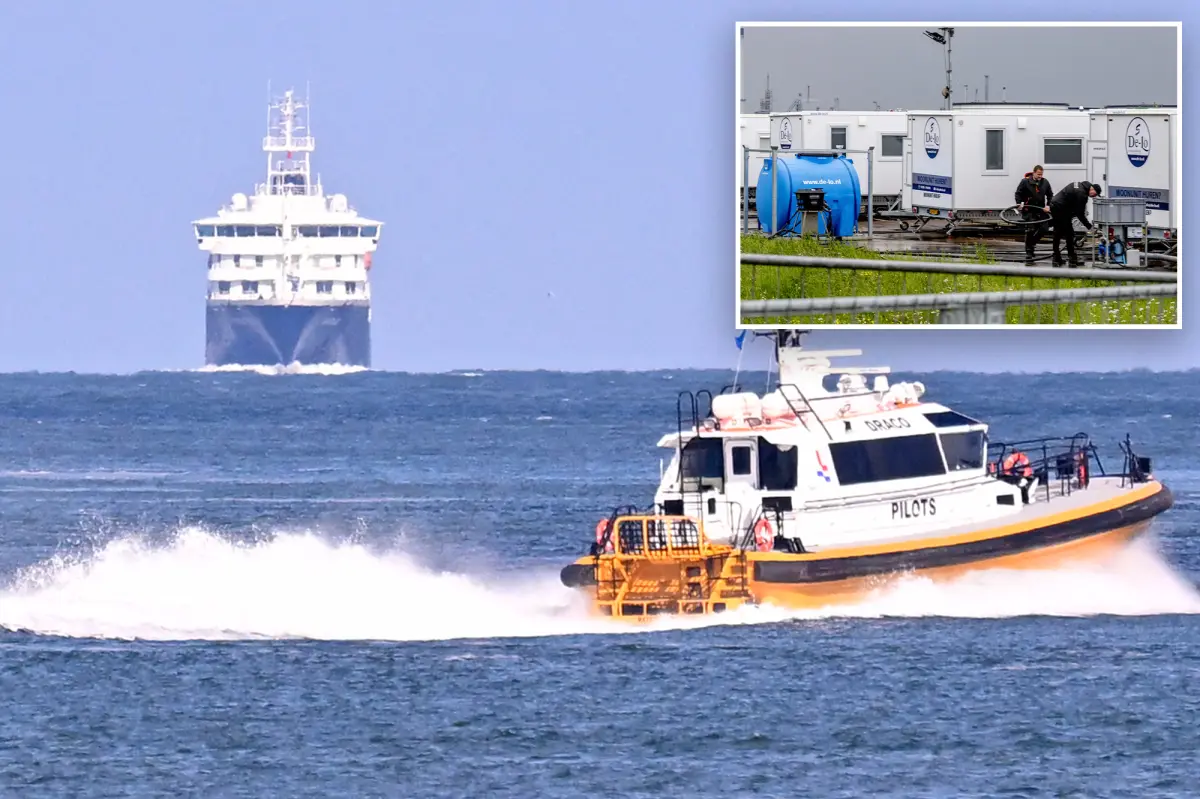 Cruise ship affected by hantavirus anticipated to reach the Netherlands