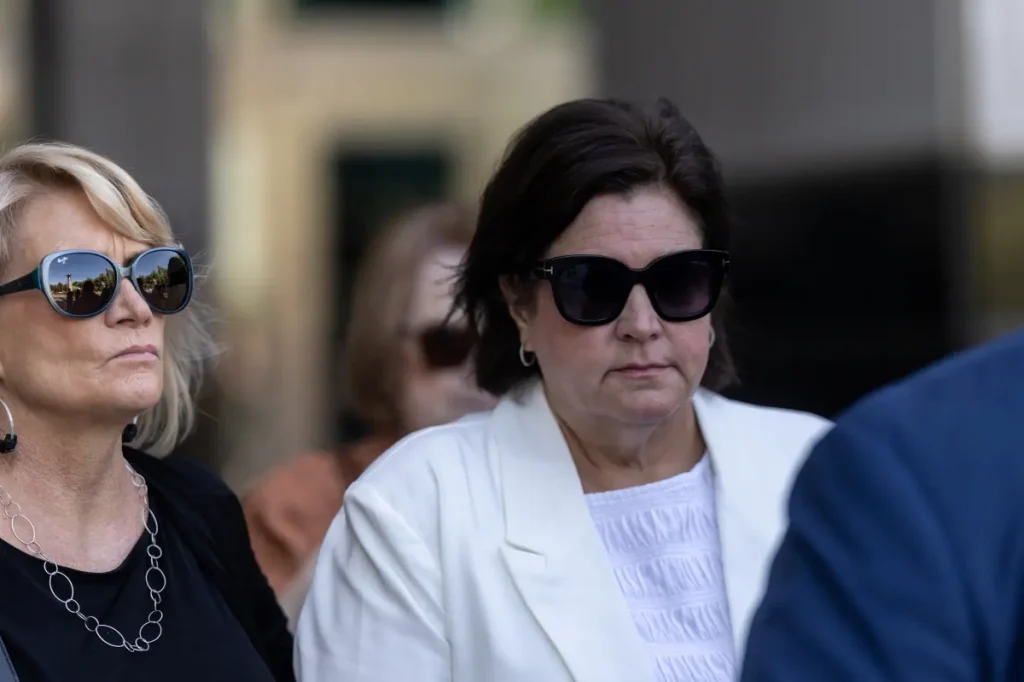 Dana Williamson asserts she was assisting a friend in a $225K fraud.