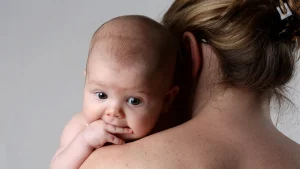 Data reveals that women in the US are postponing having children, with differences between red and blue states.