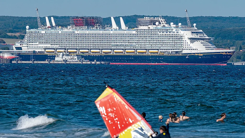 Disney Cruise Line stops Singapore trip after passengers have boarded.