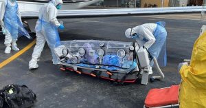 Doctor in the U.S. Infected with Ebola Expresses Hope for Recovery