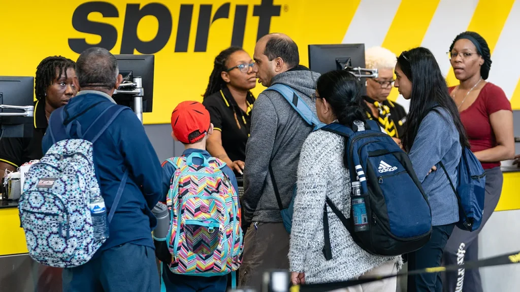 Duffy accuses the DOJ during Biden's term for the closure of Spirit Airlines due to the merger.