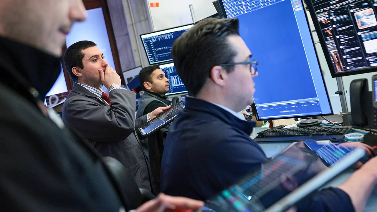 Economist Gary Shilling suggests a US recession is likely to happen in 2026