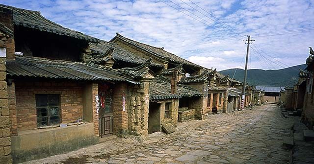 Factory in Wuhan Alleged to Have Polluted Villagers with Chemicals