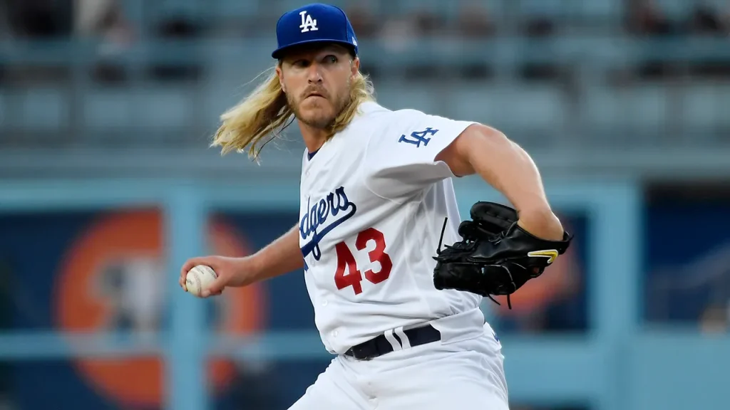 Former Mets pitcher Noah Syndergaard applauds Trump during visit to the White House
