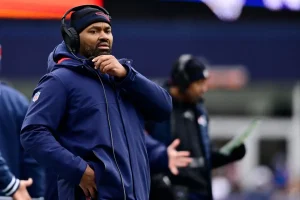 Former Patriots coach Jerod Mayo gets a new position with a private equity company.