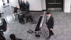 Former agent claims Secret Service approach was effective at dinner, but luck played a role.