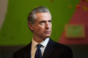 Gavin Newsom's hidden strategy to stop a Republican governor