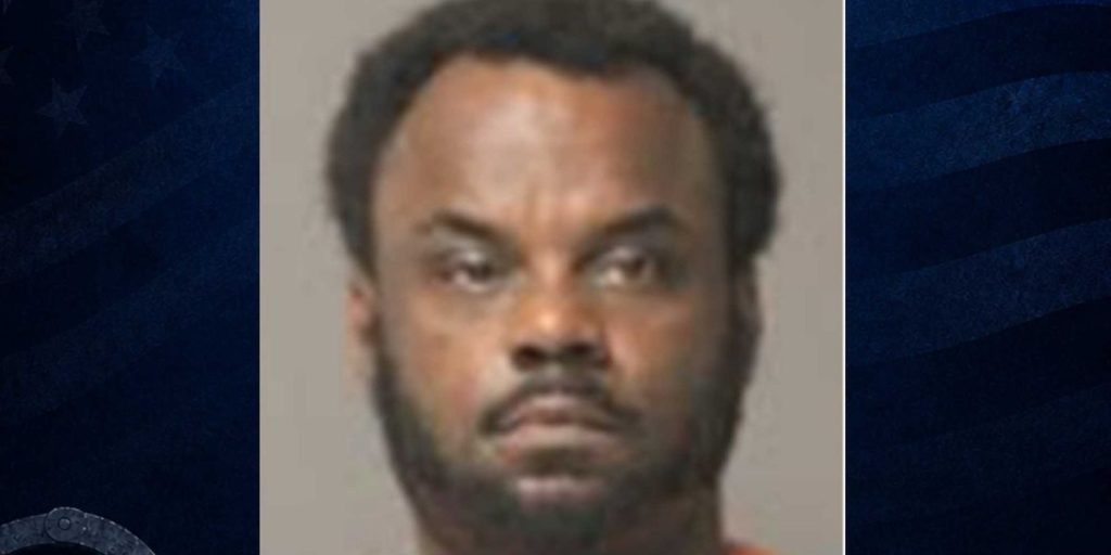 Girl found after 2 years as police capture unregistered sex offender for public urination.