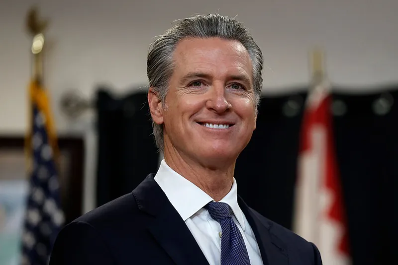 Governor faces criticism over $33K taxpayer-funded portrait during state financial difficulties