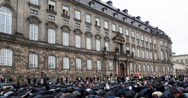 Hizb ut-Tahrir Commends Islamic Practices Implemented in Danish Schools