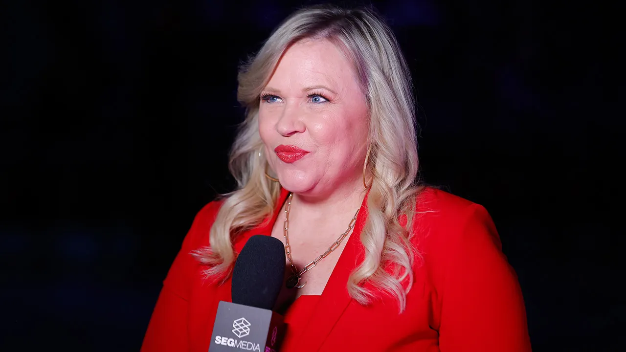 Holly Rowe asserts that I am 'bullying women' for my criticism of Angel Reese.