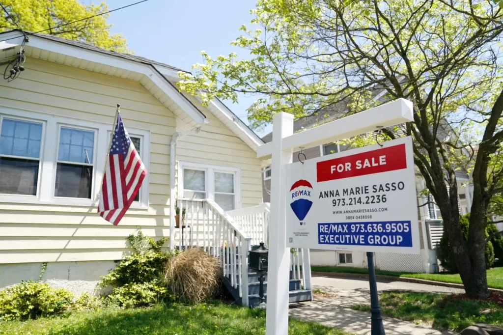 Home sales hardly change in April as the spring buying season begins on a disappointing note.