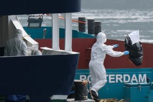 How disease experts in South Africa detected the hantavirus outbreak on a cruise ship