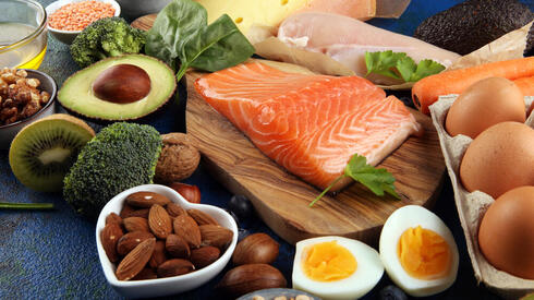 How much protein do we actually require? Experts clarify the grocery store trend.