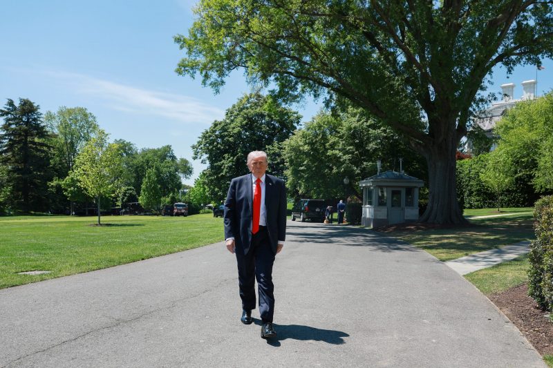 Iran presents a fresh peace offer to the U.S. via Pakistan — Trump remains ‘unsatisfied’