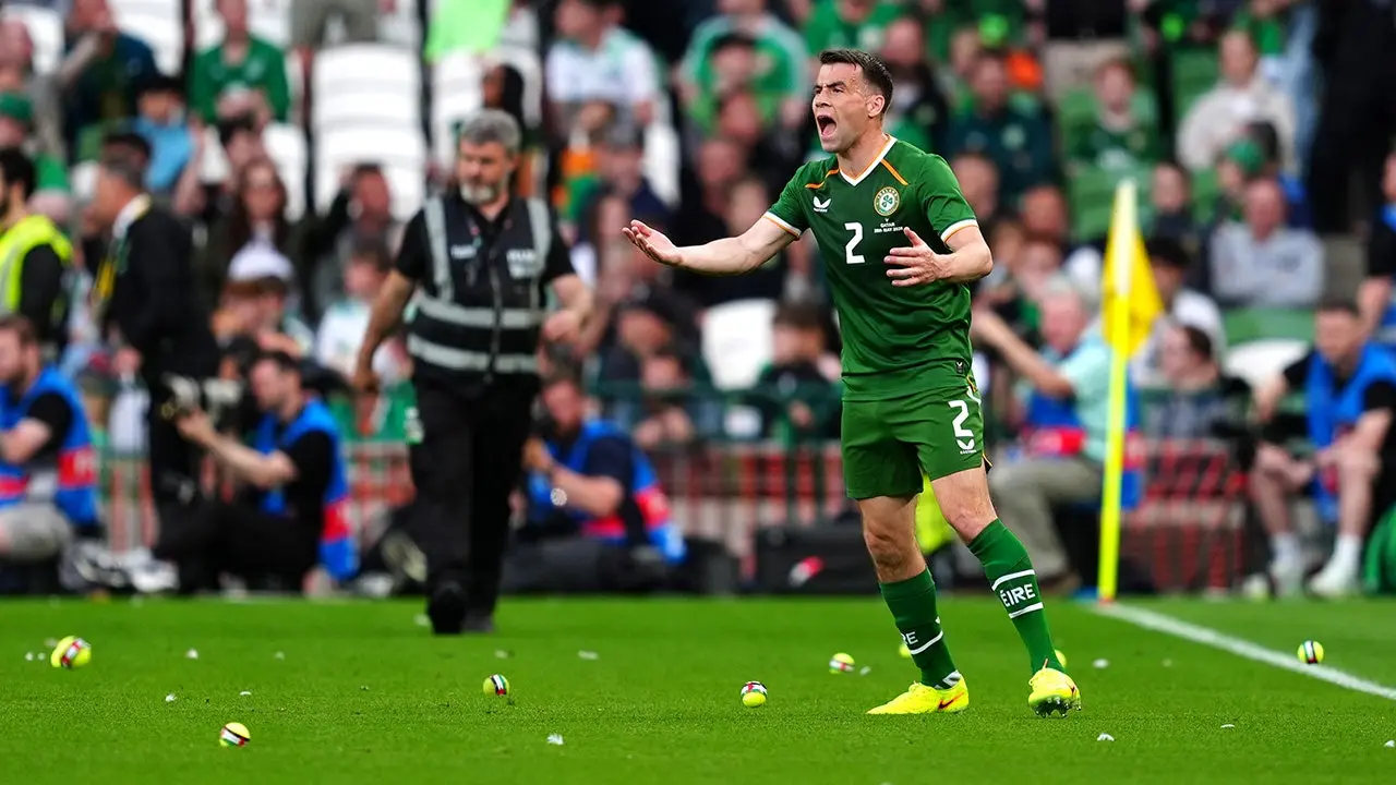 Ireland-Qatar match interrupted twice as fans toss tennis balls to oppose Nations League matches with Israel