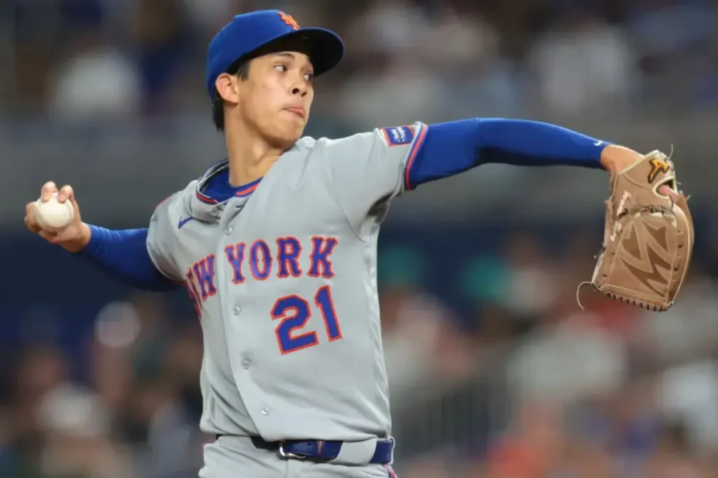 Jonah Tong will remain with the Mets following impressive performance in his comeback.