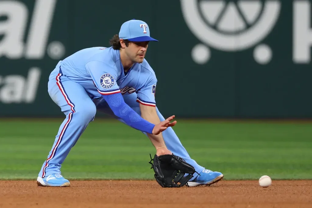 Josh Smith of the Rangers hospitalized after being diagnosed with viral meningitis