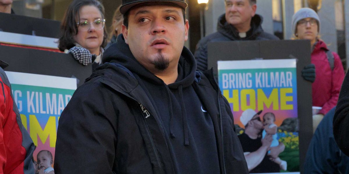 Judge appointed by Obama throws out smuggling charges against Kilmar Garcia, citing 'retaliatory bias'