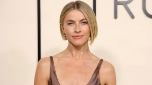 Julianne Hough reveals beautiful bikini pictures from her relaxing Fiji getaway