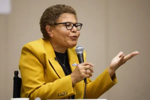 Karen Bass criticized for surprising choice in mayoral debate