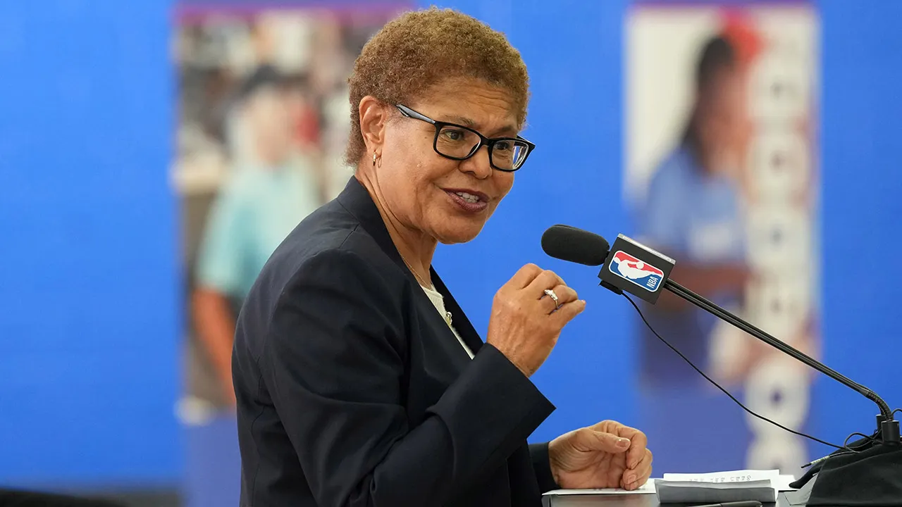 Karen Bass encounters criticism for proposing taxpayer-funded dental care for meth users in LA