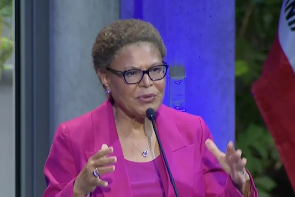 Karen Bass makes a remarkable mistake during the live Los Angeles mayoral debate