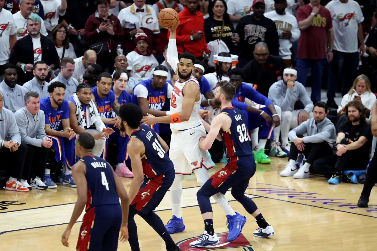 Karl-Anthony Towns comes back as the key offensive player for the Knicks