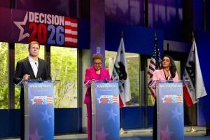 LA mayoral candidates are tied in a recent poll.