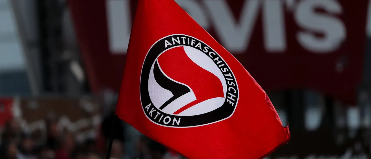 Leftists Organize Striptease Fundraiser for Convicted Antifa Activists