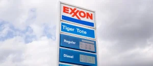 Major Oil Company Investors Leave Blue State's 'Woke Cartel' for Texas
