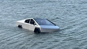 Man in Texas taken into custody for reportedly driving Tesla Cybertruck into Grapevine Lake