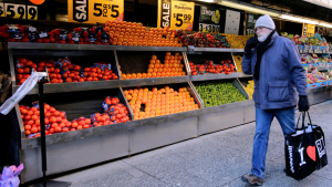 Mayor Mamdani's grocery store initiative faces opposition from East Harlem businesses.