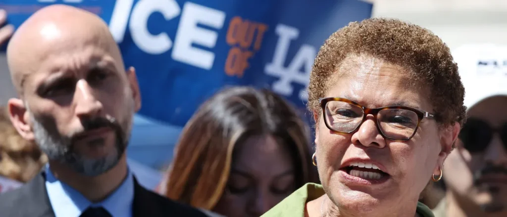 Mayor of LA Installs &lsquo;No Ice&rsquo; Signs, Projected Expense of $250K