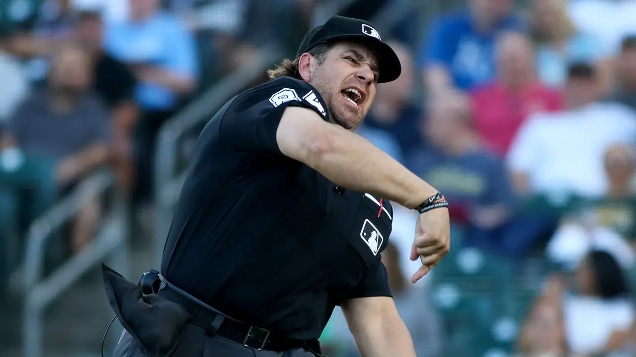 Michael Wacha's broken necklace results in Athletics coach being ejected