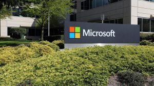 Microsoft Increases by 4%, Stays Strong Despite NASDAQ Decline