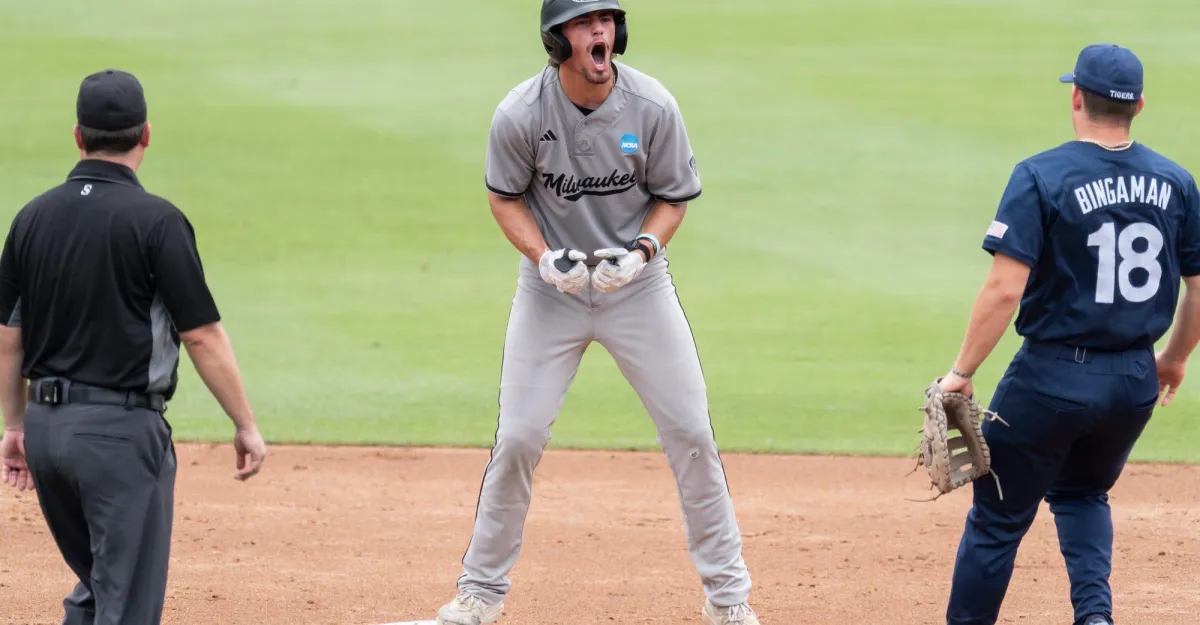 Milwaukee surprises Auburn in the 2026 NCAA baseball tournament