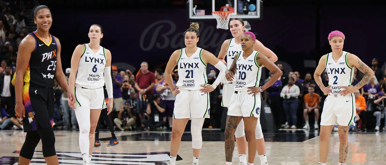 Minnesota Lynx Experiences Their Own 'Liberty Dies' Moment While Honoring ICE Shooting Victims