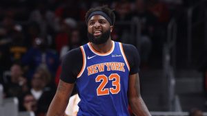 Mitchell Robinson of the Knicks fractures his pinky, with no schedule for the NBA Finals.