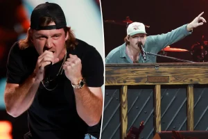 Morgan Wallen tips over piano during performance due to equipment issue