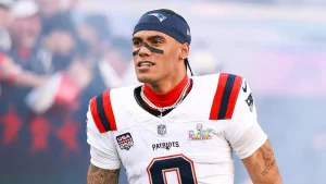 Patriots cornerback Christian Gonzalez supports Vrabel during off-field issues.