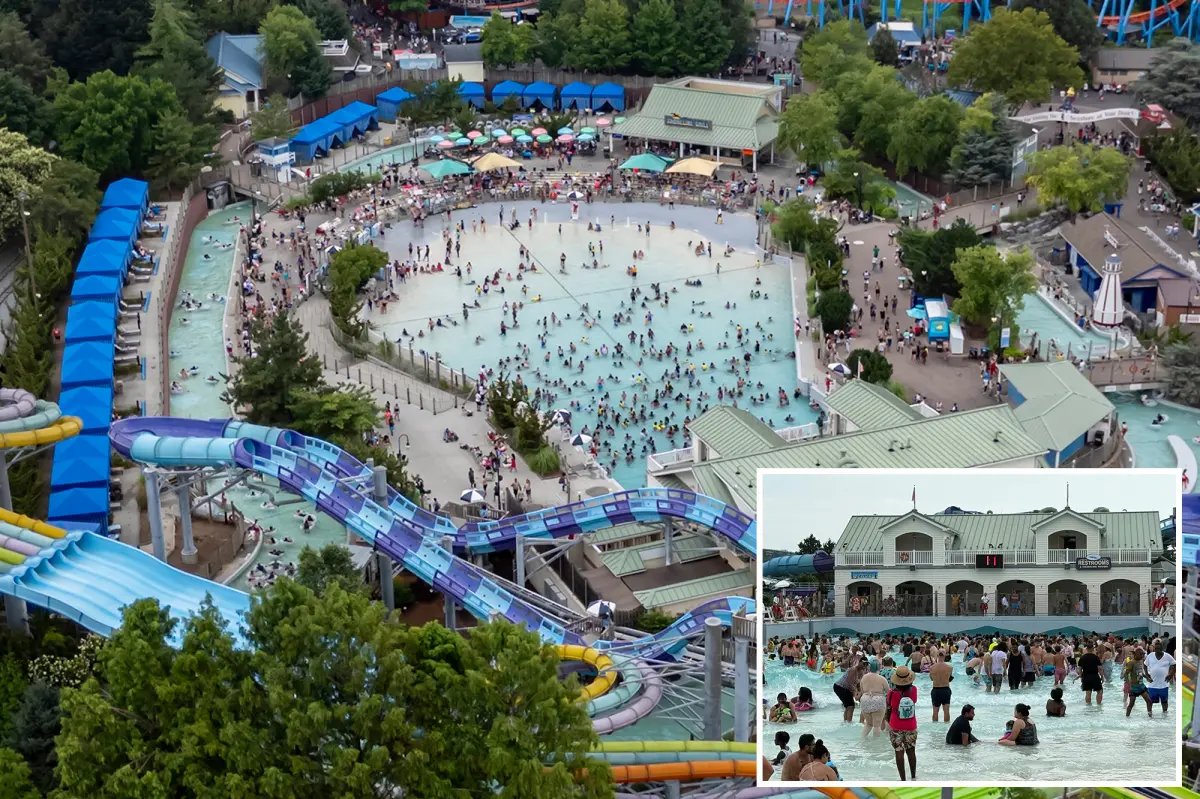 Possible strike may delay Hersheypark's opening for the summer season.